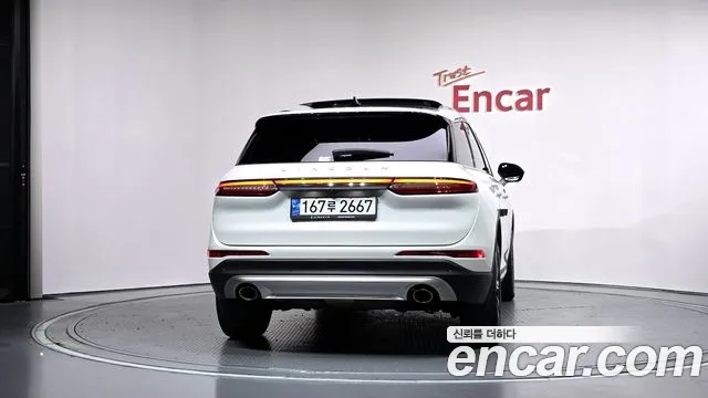 Lincoln Corsair — Фото автомобиля 4