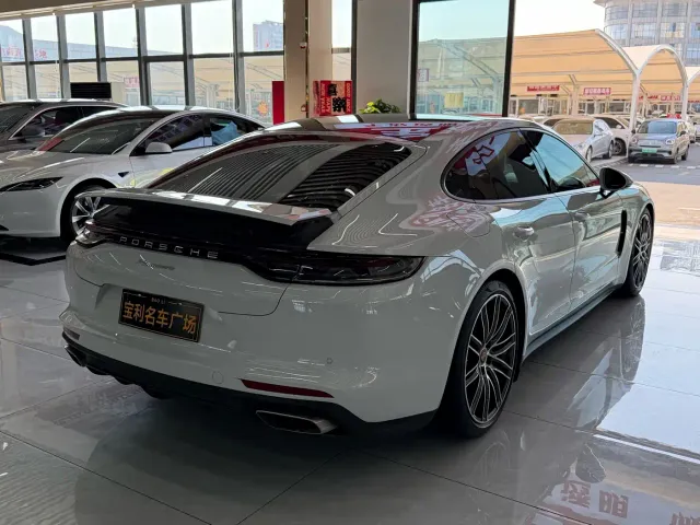 Porsche Panamera — Фото автомобиля 13