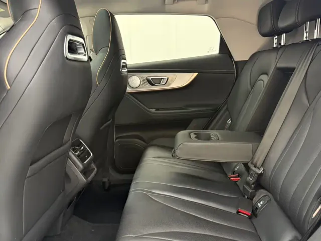 Chery Omoda 5 — Фото автомобиля 12