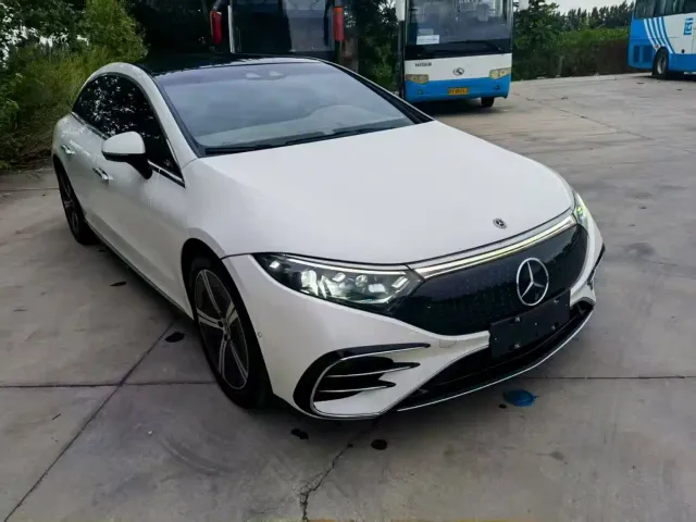 Mercedes-Benz EQS — Фото автомобиля 3