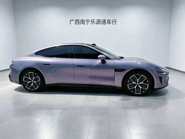 Xiaomi SU7 — Фото автомобиля 3
