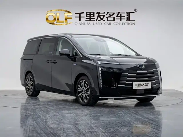 GAC Trumpchi E8 — Фото автомобиля 5