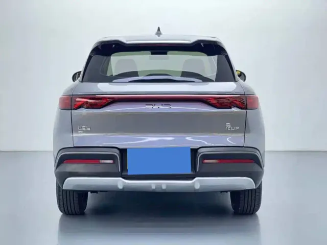BYD Yuan UP — Фото автомобиля 5