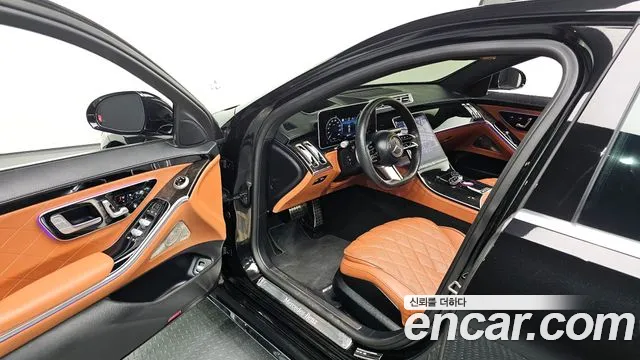 Mercedes-Benz S-Class — Фото автомобиля 11