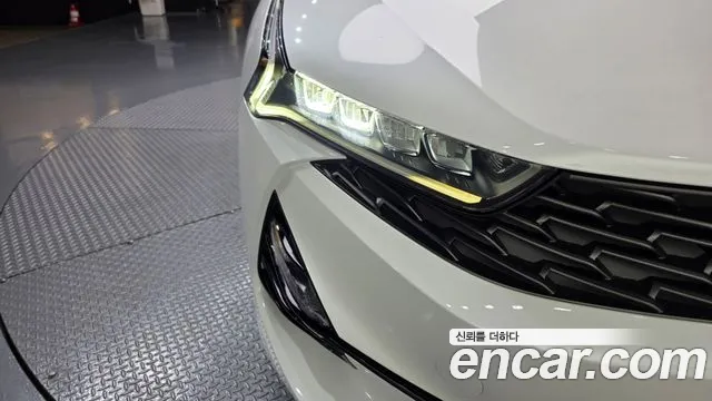 Kia K5 K5 3 поколение 2.0 LPI(Для проката) — Фото автомобиля 21