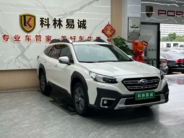 Subaru Outback — Фото автомобиля 3
