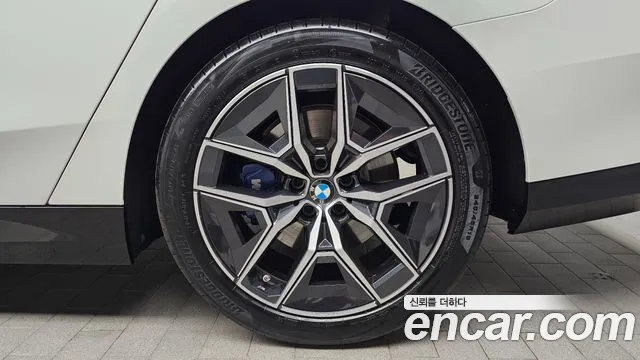 BMW 5-Series 5 серия (G60) 523d M Sport — Фото автомобиля 16