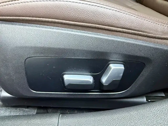 BMW 3 Series — Фото автомобиля 13