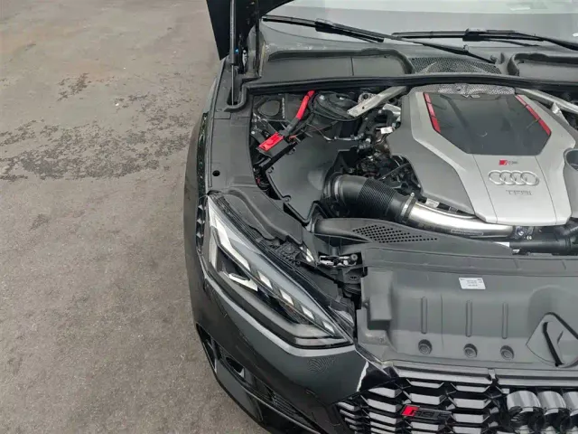 Audi Audi RS 5 2023 Model RS 5 2.9T Sportback Dark Gold Edition — Фото автомобиля 21