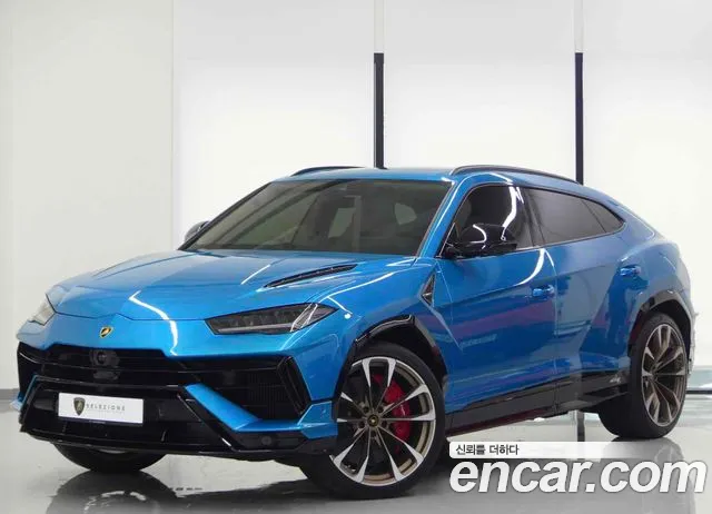Фотография автомобиля — Lamborghini Urus