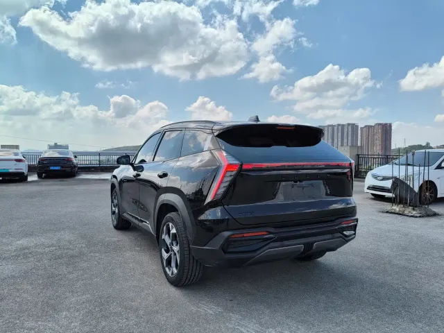 Geely Boyue L — Фото автомобиля 5