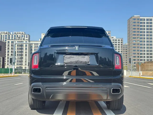 Rolls-Royce Cullinan — Фото автомобиля 5