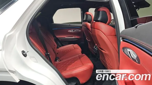 Genesis GV70 3.5T Бензин 2WD — Фото автомобиля 10