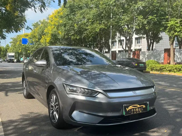 BYD Qin PLUS — Фото автомобиля 3