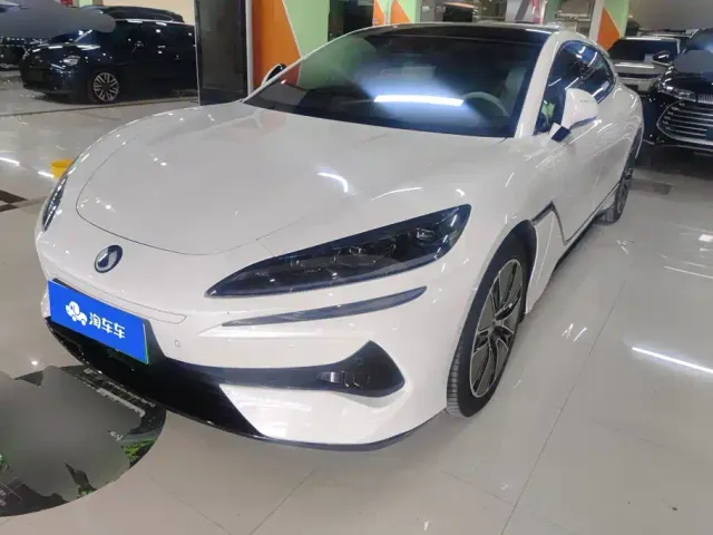 Фотография автомобиля — Denza Z9GT