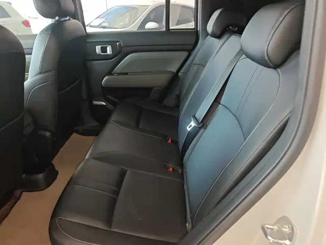 Baojun Yep Plus — Фото автомобиля 16
