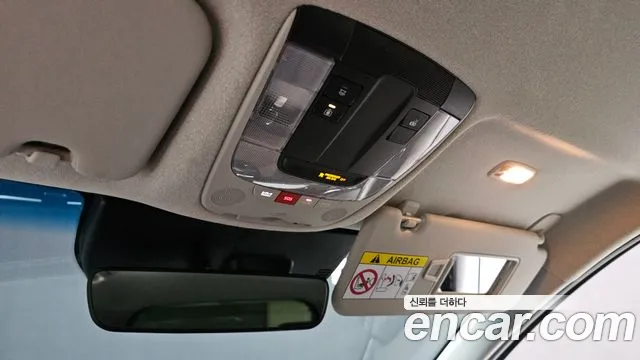 Kia Niro — Фото автомобиля 24