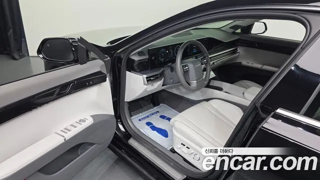 Hyundai Grandeur GN7 — Фото автомобиля 15