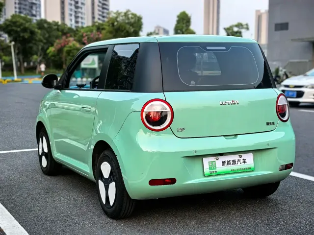 Changan Lumin — Фото автомобиля 11