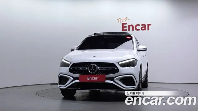 Mercedes-Benz GLA-Class H247 — Фото автомобиля 3