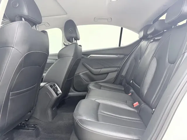 Skoda Octavia — Фото автомобиля 9