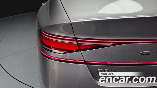 Genesis G90 Бензин 3.5 турбо AWD — Фото автомобиля 17