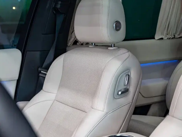 Li Auto L9 — Фото автомобиля 14