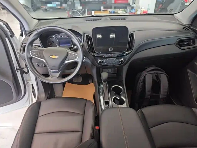 Chevrolet Equinox — Фото автомобиля 9