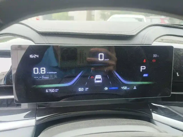Geely Boyue — Фото автомобиля 15