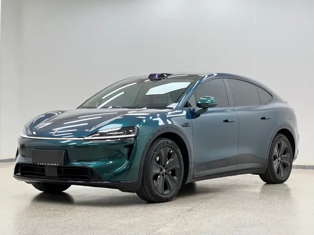 Фотография автомобиля — Luxeed R7