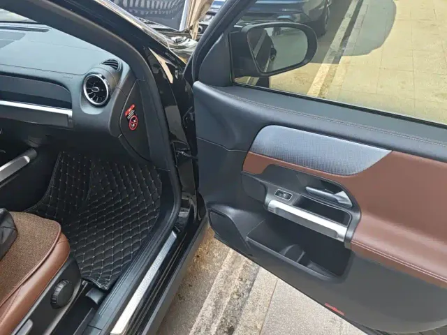Mercedes-Benz GLB-Class — Фото автомобиля 19