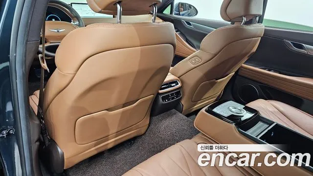 Genesis G80 Бензин 2.5 турбо AWD — Фото автомобиля 28