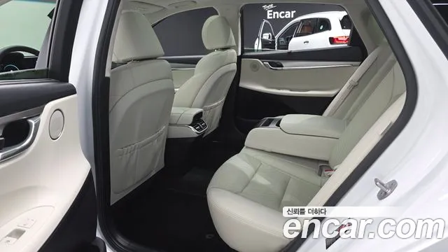 Hyundai Grandeur (New) Hybrid — Фото автомобиля 17