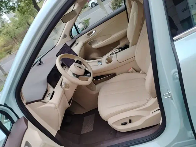 Shangjie SUV — Фото автомобиля 15