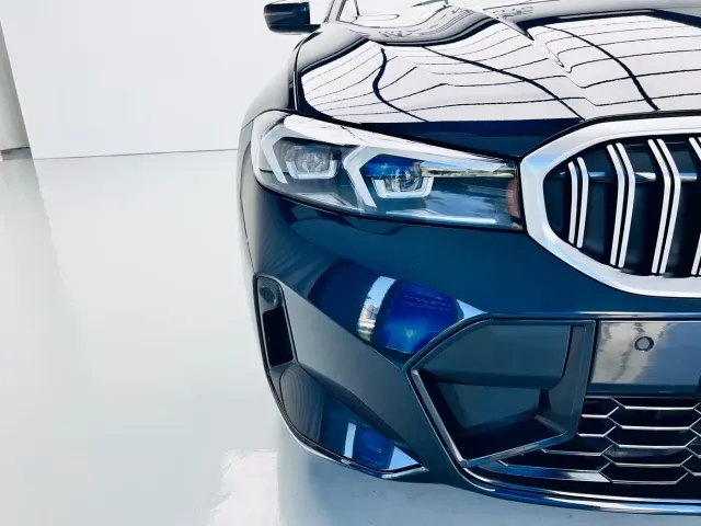 BMW BMW 3 Series 2023 320Li M Sport Package — Фото автомобиля 6