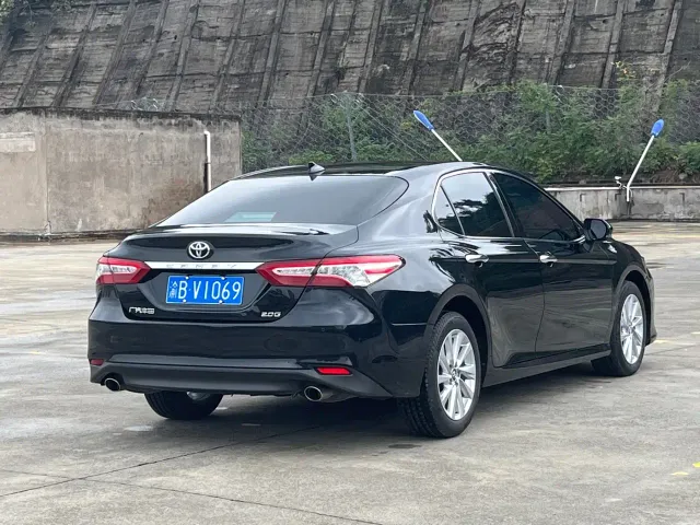 Toyota Camry — Фото автомобиля 11