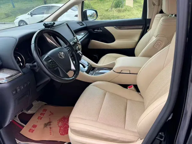 Toyota Vellfire 2021 Crown Hybrid 2.5L HV Premium Edition — Фото автомобиля 8
