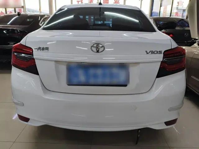 Toyota Vios — Фото автомобиля 5