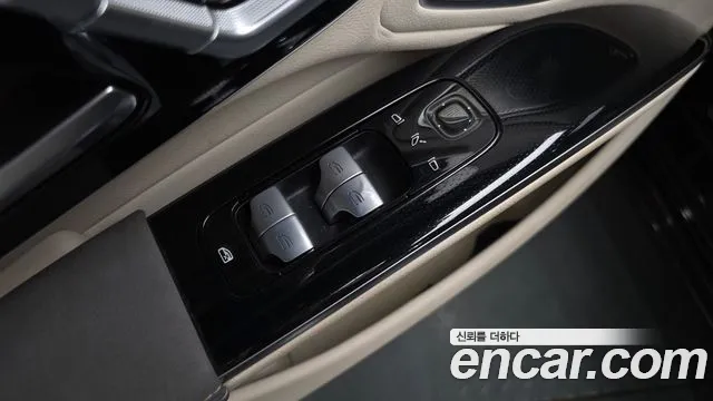 Mercedes-Benz EQS — Фото автомобиля 23