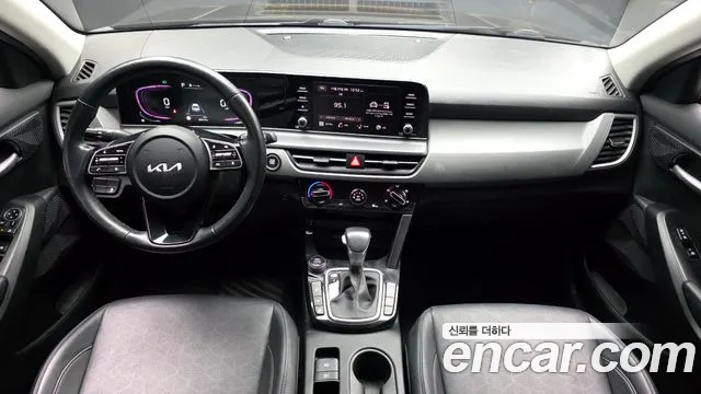 Kia Seltos New — Фото автомобиля 7