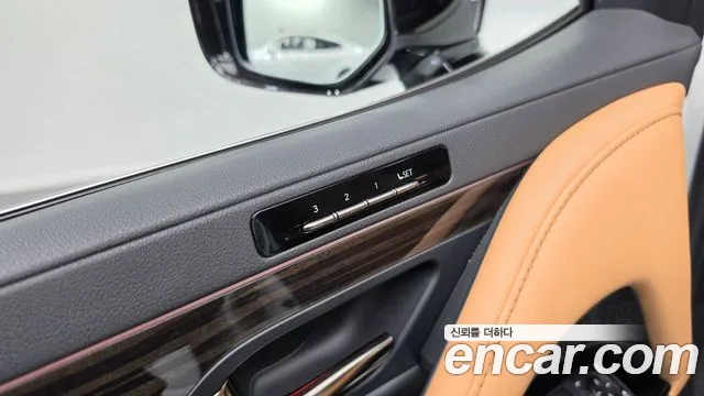 Lexus LX 4th Gen — Фото автомобиля 17