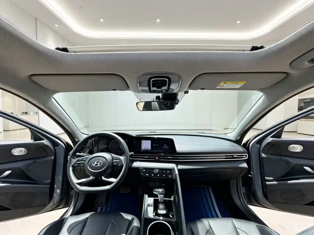 Hyundai Elantra — Фото автомобиля 12