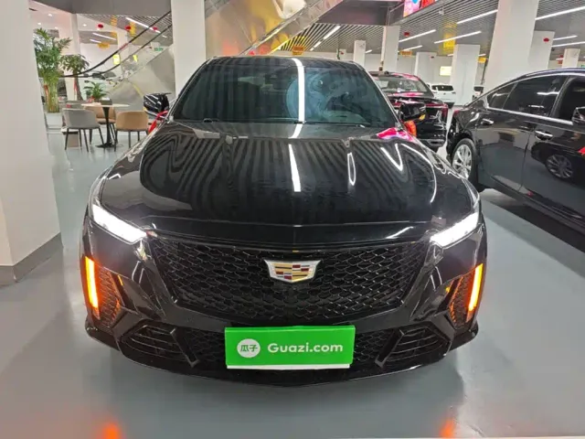 Cadillac CT5 — Фото автомобиля 2