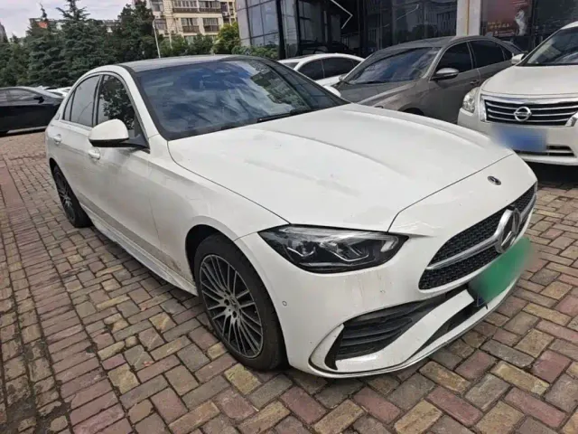 Mercedes-Benz C-Class — Фото автомобиля 3