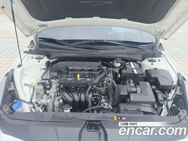 Hyundai AVANTE Avante (CN7) — Фото автомобиля 19