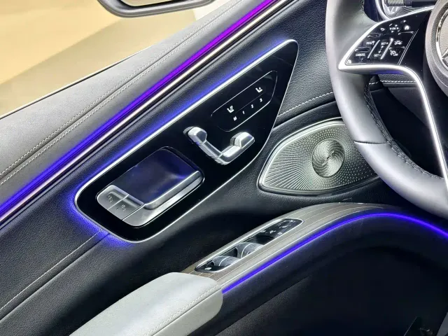 Mercedes-Benz EQS SUV — Фото автомобиля 19