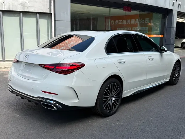 Mercedes-Benz C-Class — Фото автомобиля 4
