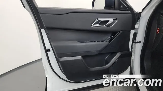Land Rover Range Rover Velar Range Rover Velar 2.0 P250 Dynamic SE — Фото автомобиля 23