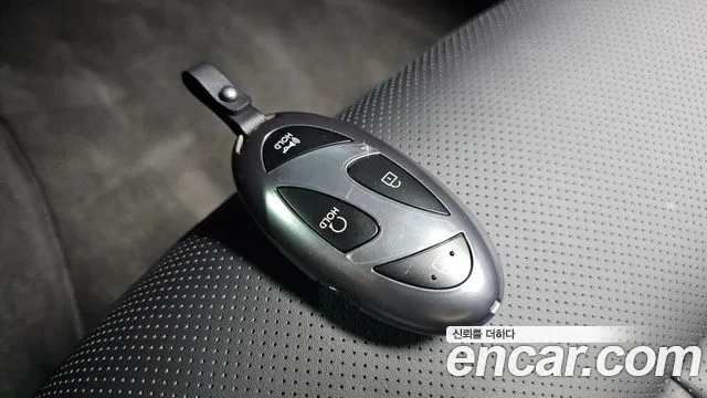 Hyundai Sonata — Фото автомобиля 30