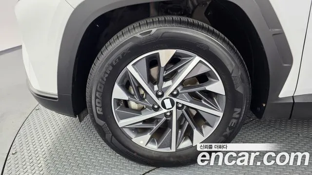 Hyundai Tucson Tucson (NX4) Бензин 1.6 турбо 2WD — Фото автомобиля 5